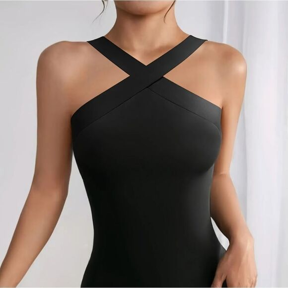 Sleek Black Asymmetrical Sleeveless Bodysuit - Picture 6 of 12